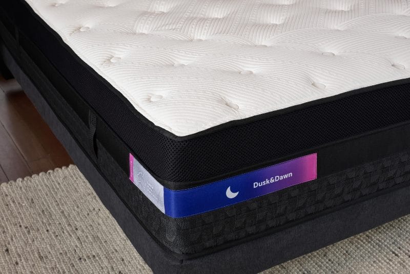 dusk and dawn signature mattress cover